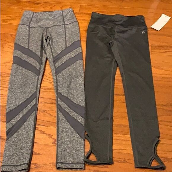 Bundle of TWO XS athletic pants - Picture 1 of 7
